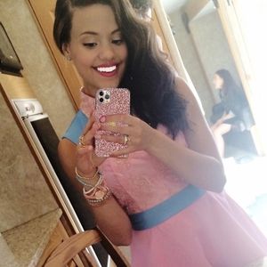 Meet your Posher, Jojo